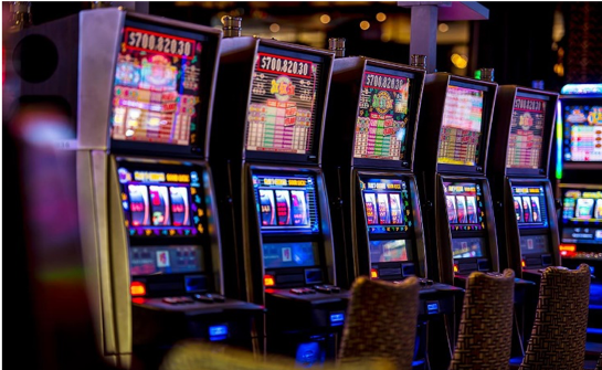 Las Vegas Nightlife Guide: Best Casinos & Night Clubs in Vegas!
