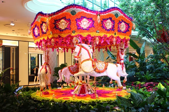 carousel at the wynn- vegas sightseeing